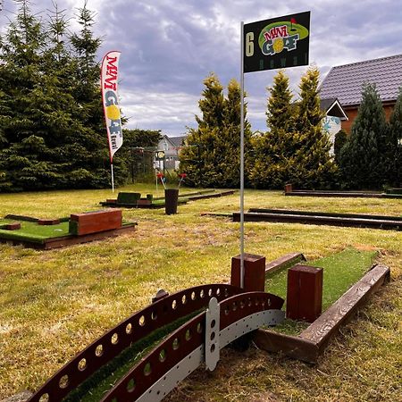 Villa Honoratka Z Prywatnym Polem Do Gry W Mini Golf Rewal Dış mekan fotoğraf