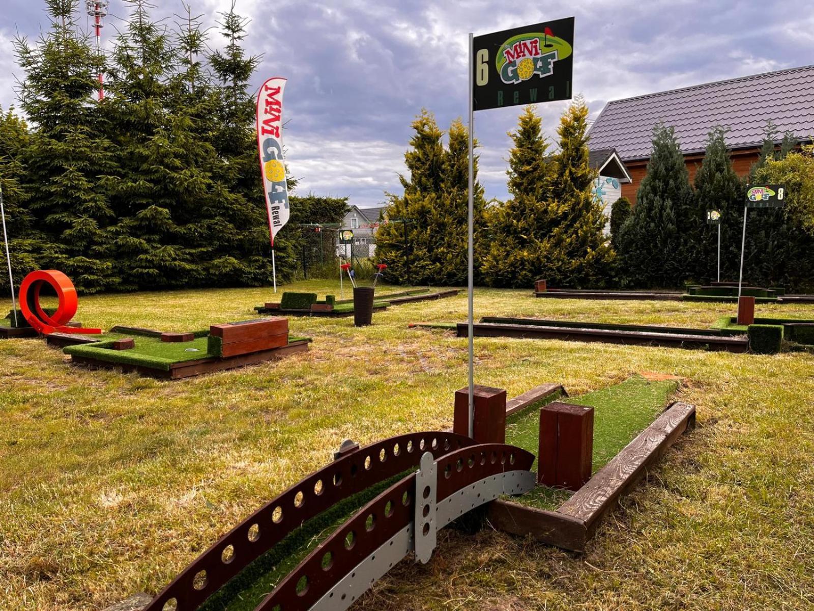 Villa Honoratka Z Prywatnym Polem Do Gry W Mini Golf Rewal Dış mekan fotoğraf