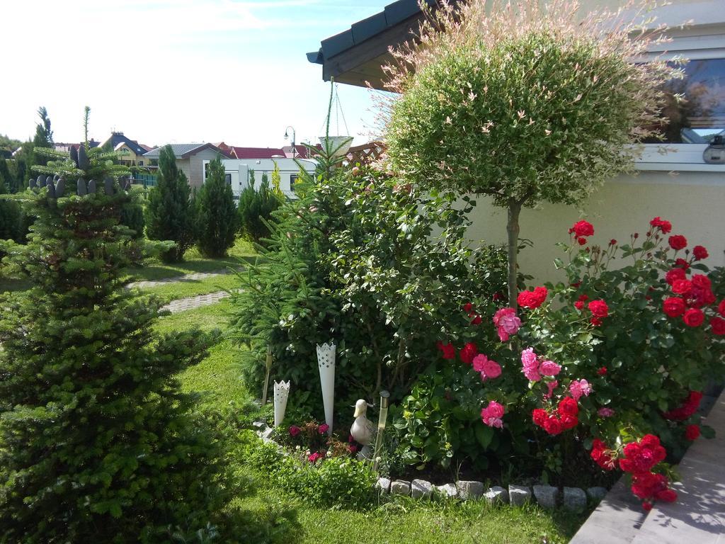 Villa Honoratka Z Prywatnym Polem Do Gry W Mini Golf Rewal Dış mekan fotoğraf